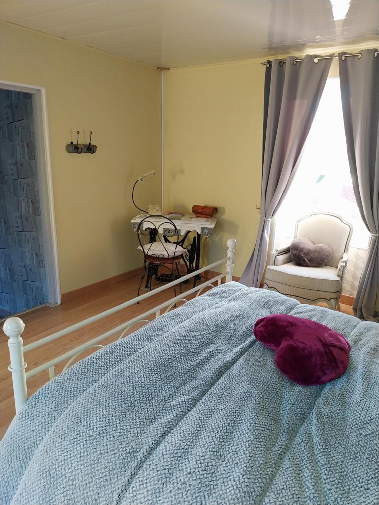Chambre D Hote Les Frangins Avrille  Exterior foto